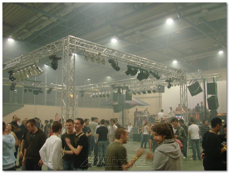 H-Light Showpix (20).JPG