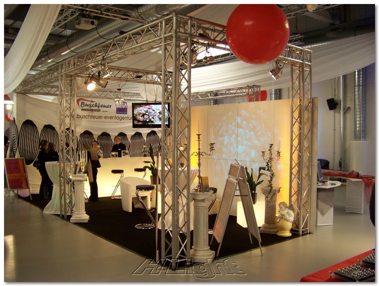 H-Light Showpix (41).JPG
